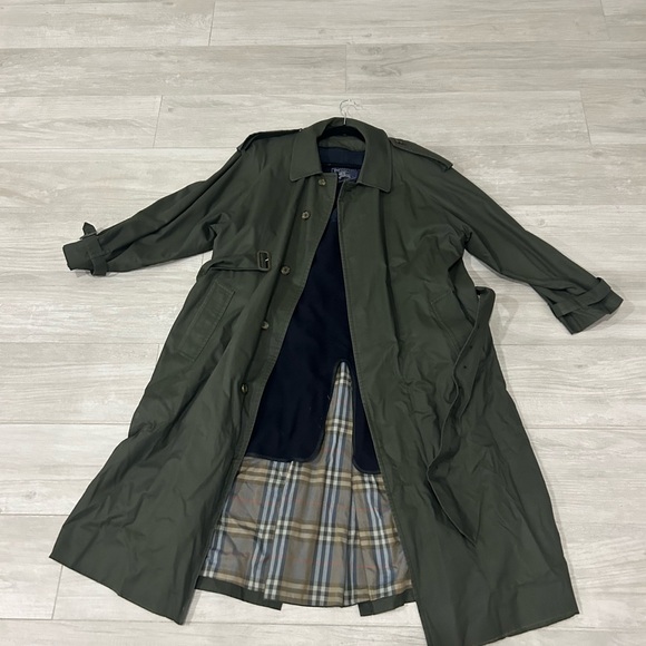 Burberry Dark Green Trench Coat - Picture 2 of 8